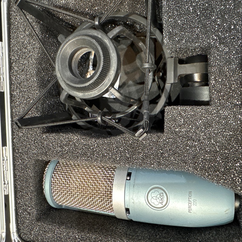AKG P220 (Perception220)の画像